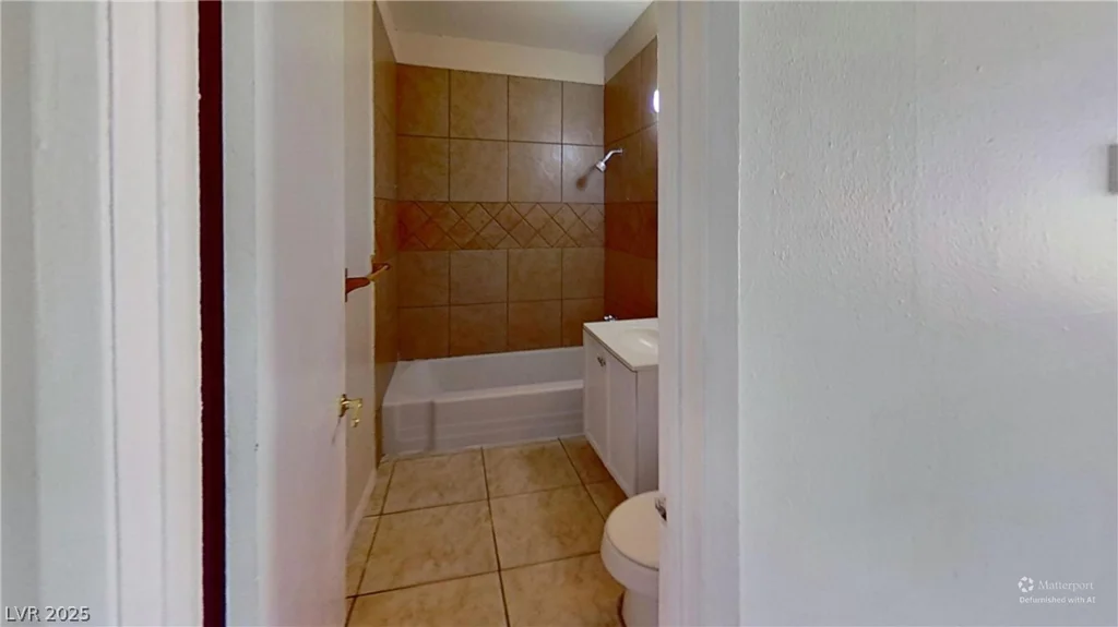 2252 Ellis, North Las Vegas, NV 89030
