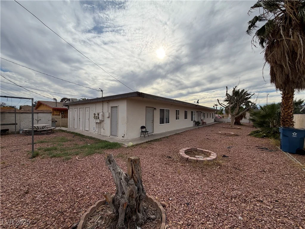 2252 Ellis, North Las Vegas, NV 89030