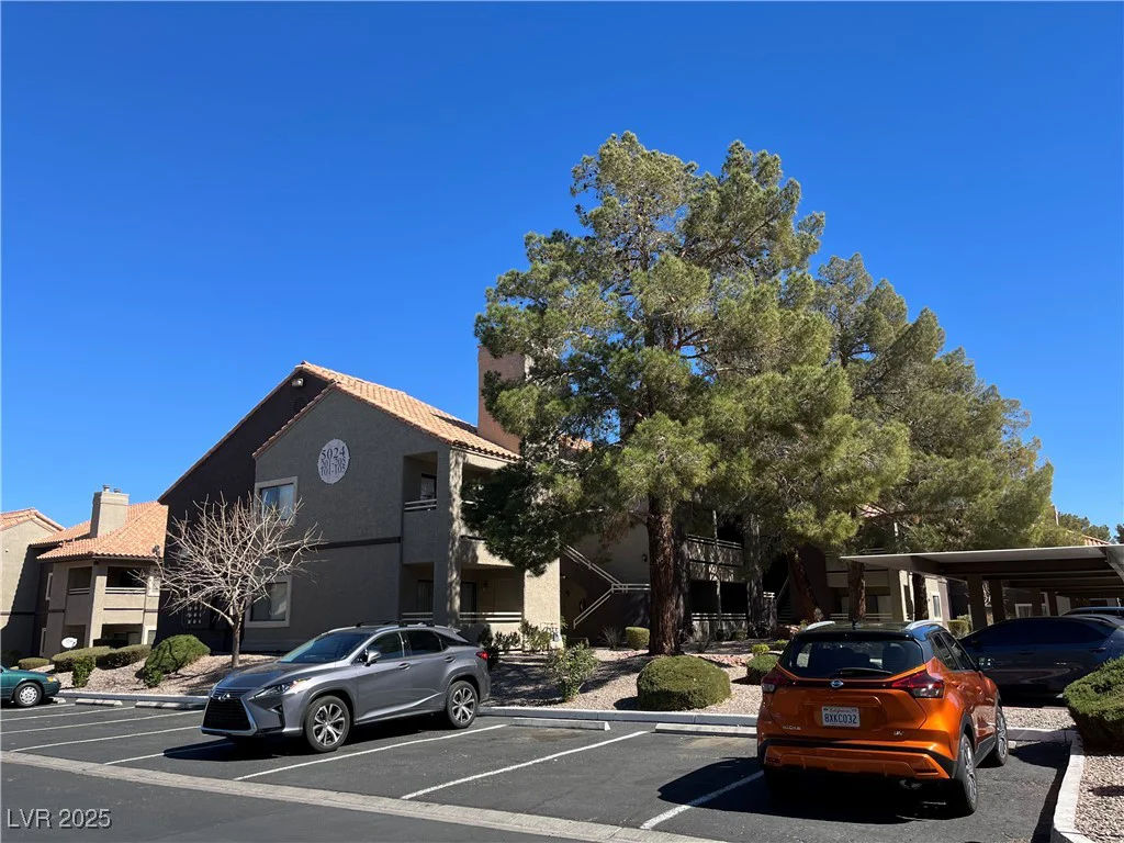 5024 Rainbow, Las Vegas, NV 89118