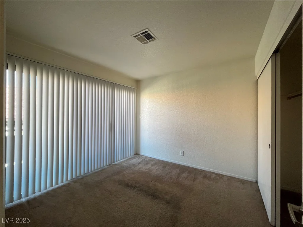 5024 Rainbow, Las Vegas, NV 89118