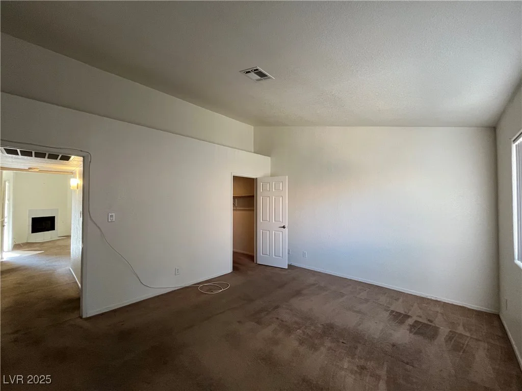 5024 Rainbow, Las Vegas, NV 89118