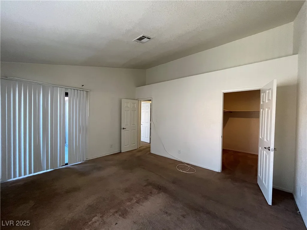 5024 Rainbow, Las Vegas, NV 89118