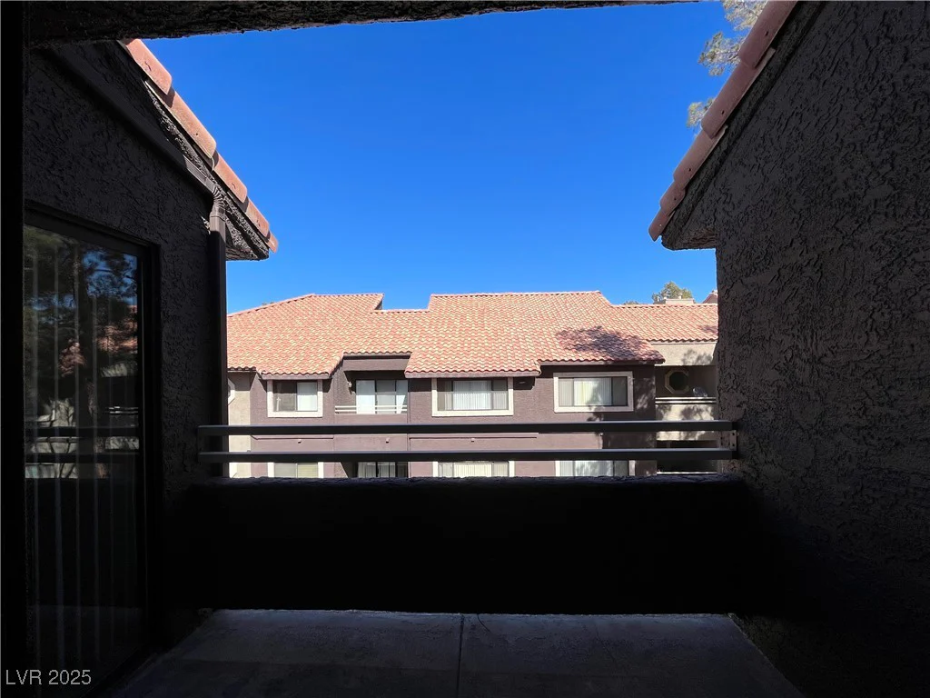 5024 Rainbow, Las Vegas, NV 89118