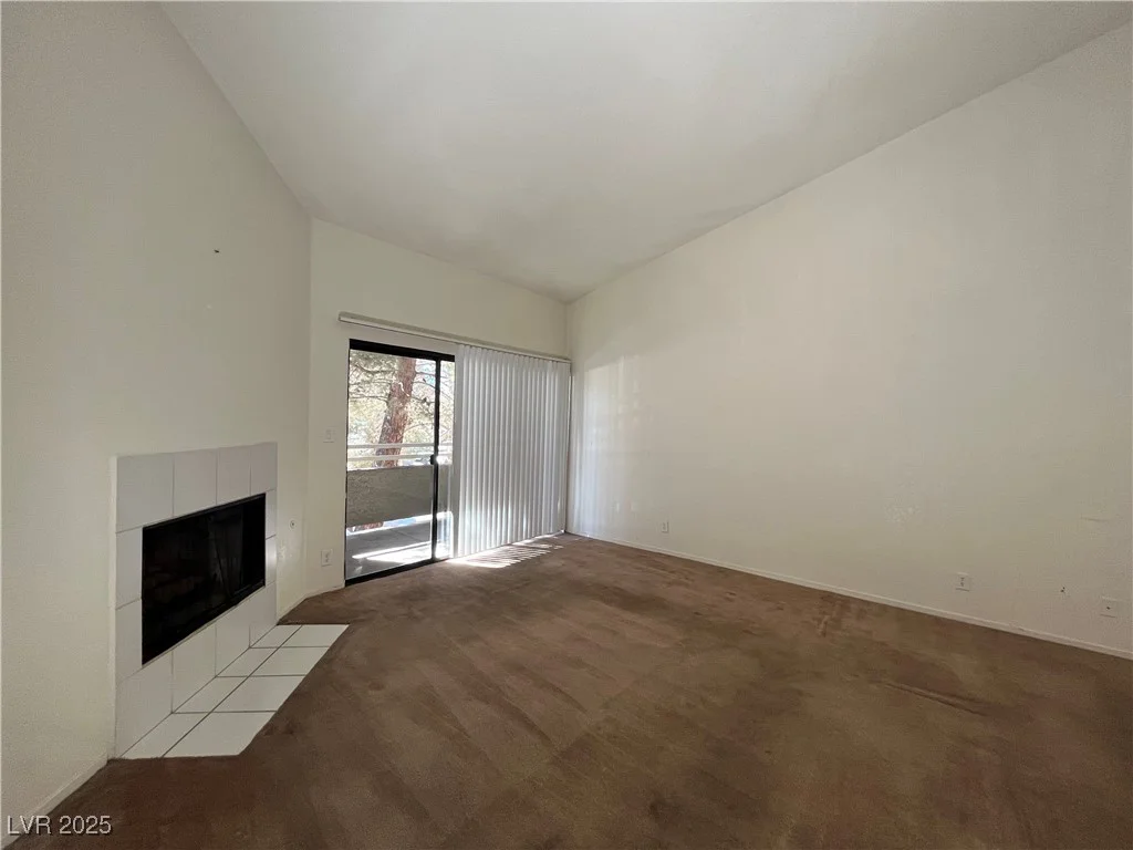 5024 Rainbow, Las Vegas, NV 89118