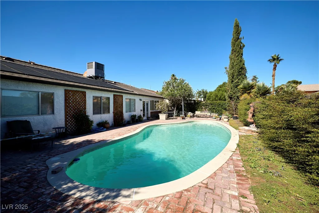 3212 Moonflower, Las Vegas, NV 89146