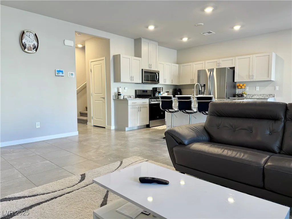 7842 Pink Opal, Las Vegas, NV 89113