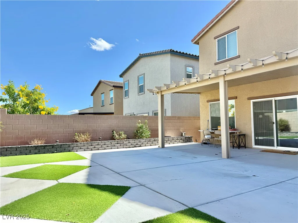 7842 Pink Opal, Las Vegas, NV 89113