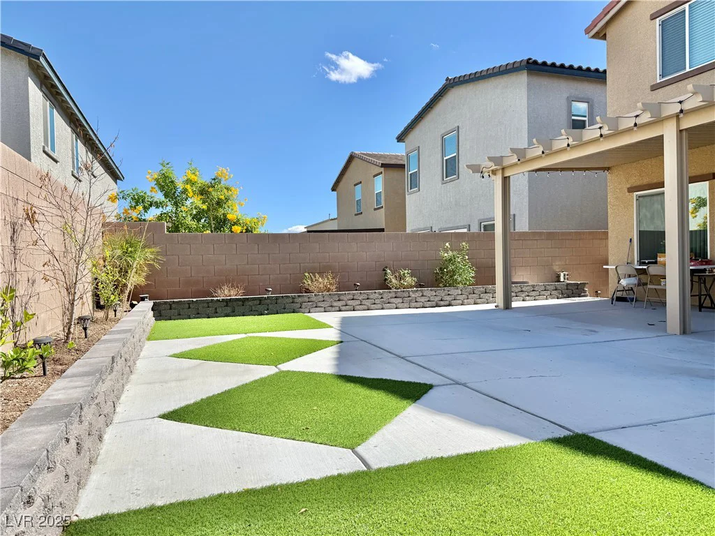 7842 Pink Opal, Las Vegas, NV 89113