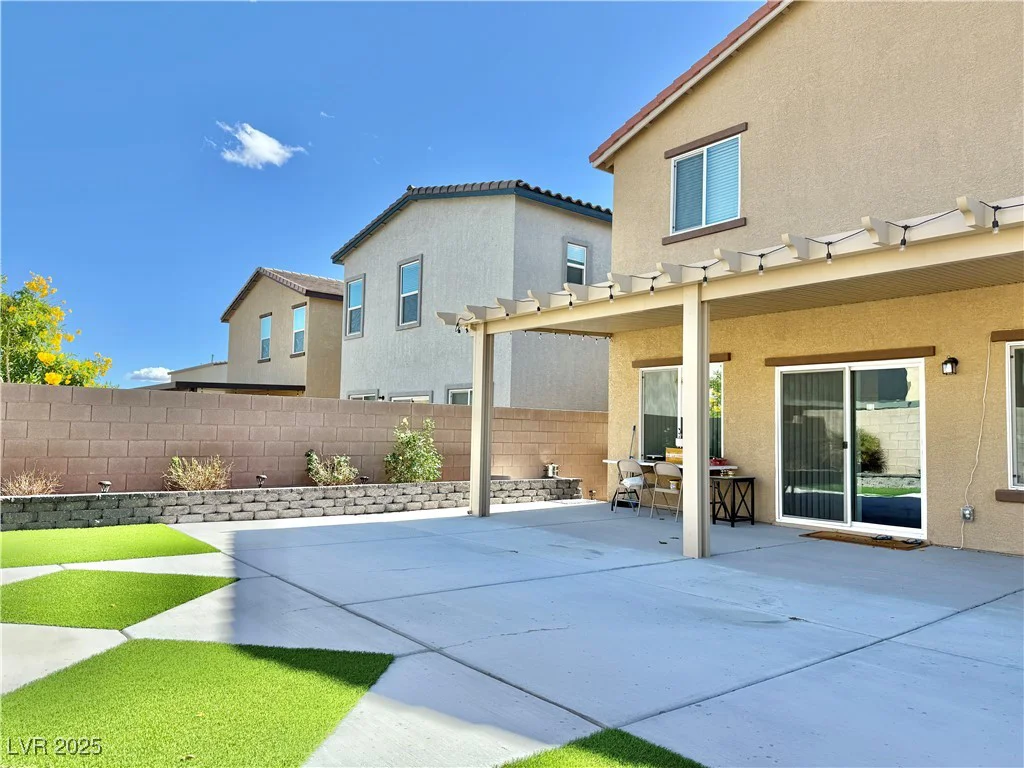 7842 Pink Opal, Las Vegas, NV 89113