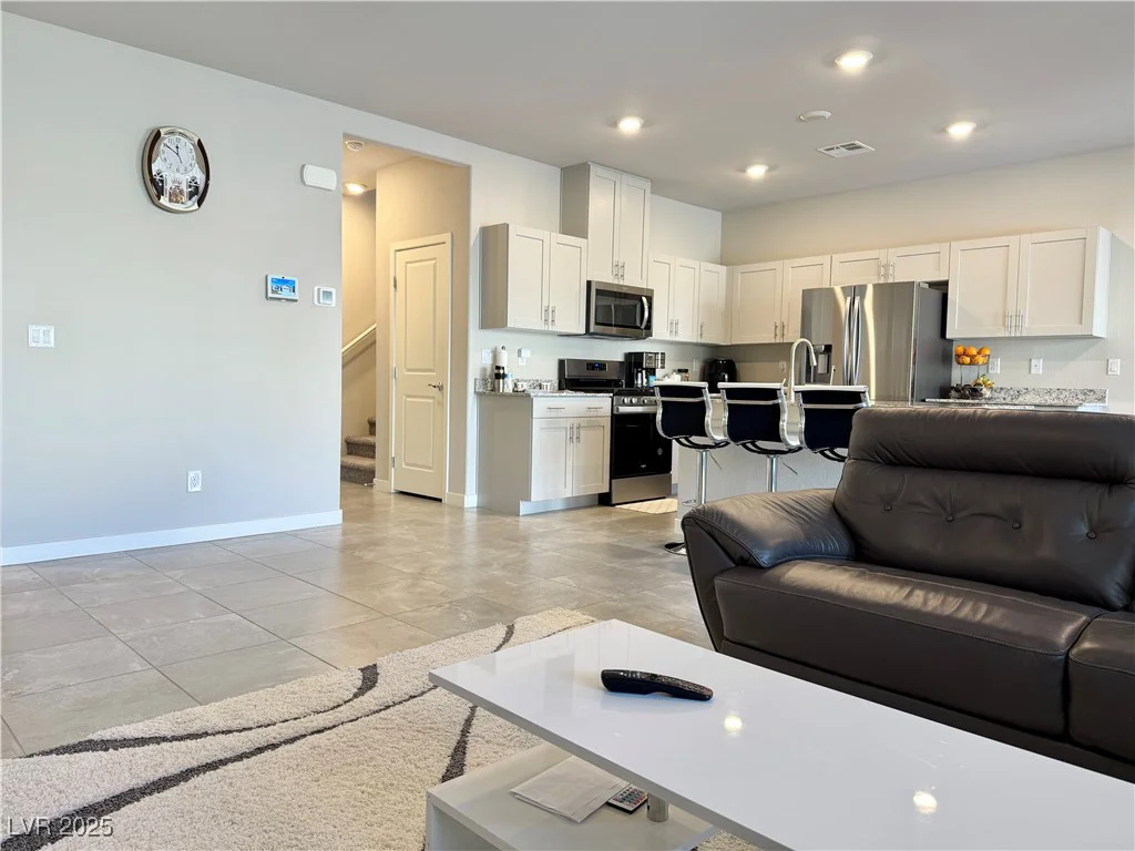 7842 Pink Opal, Las Vegas, NV 89113