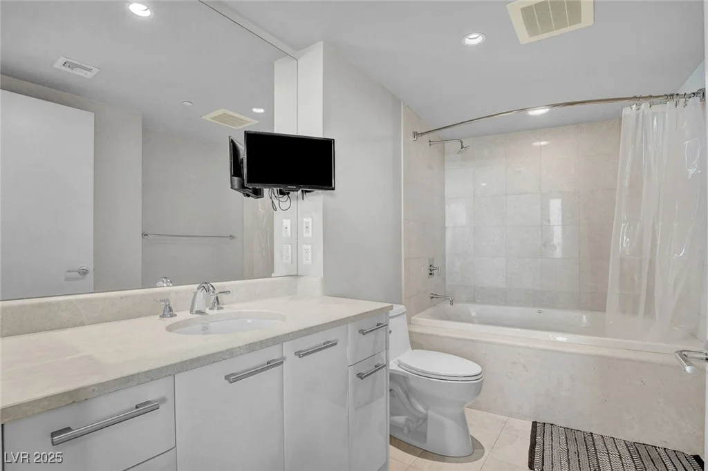 322 Karen, Las Vegas, NV 89109