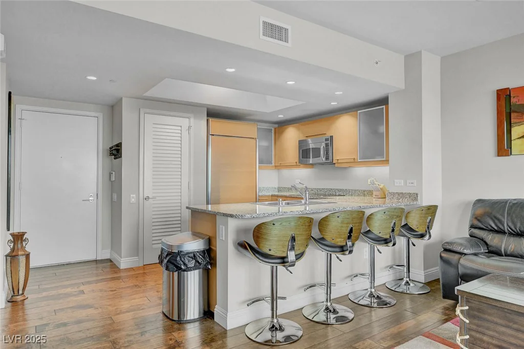 322 Karen, Las Vegas, NV 89109