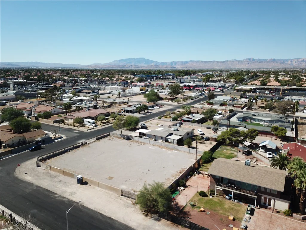 4730 Pioneer, Las Vegas, NV 89102
