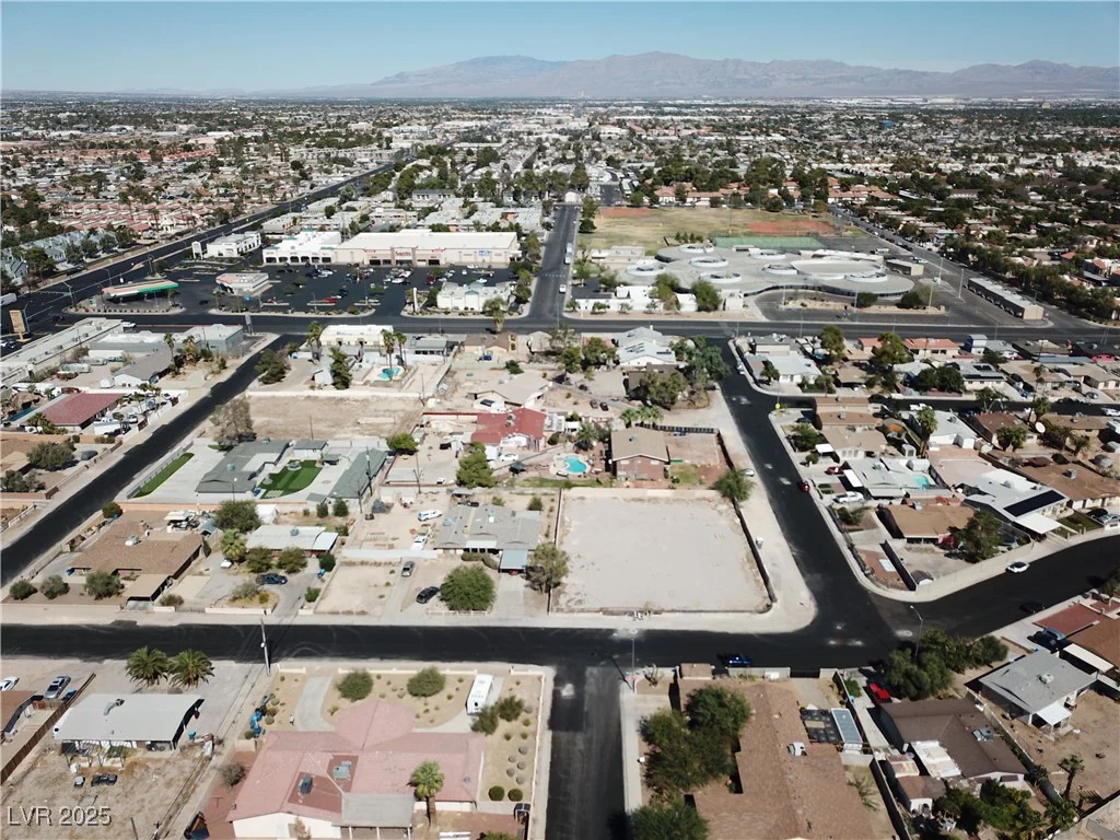 4730 Pioneer, Las Vegas, NV 89102