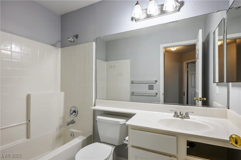 4850 Little Cayman, North Las Vegas, NV 89031