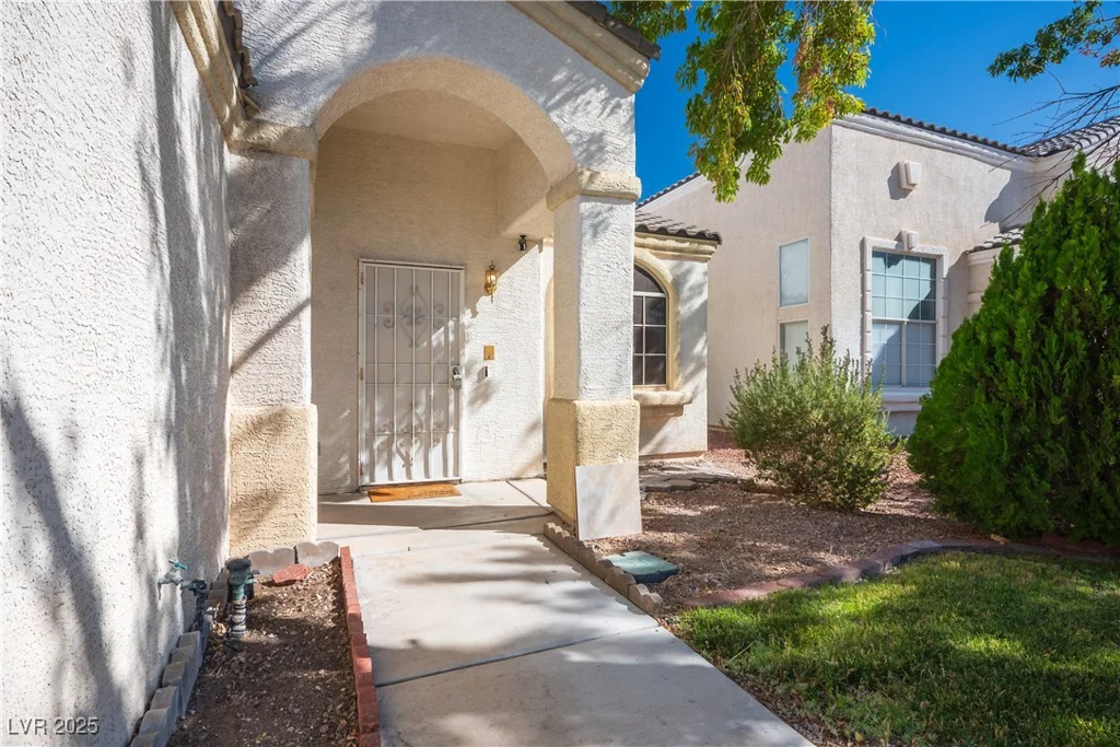 4850 Little Cayman, North Las Vegas, NV 89031