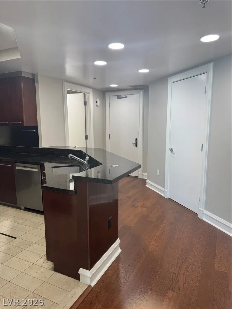 2700 Las Vegas, Las Vegas, NV 89109