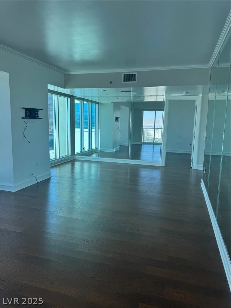2700 Las Vegas, Las Vegas, NV 89109
