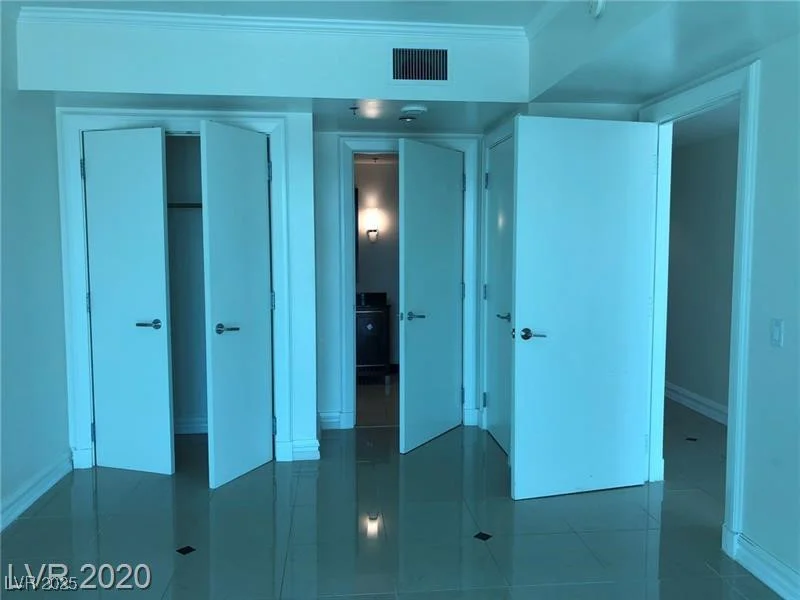 2700 Las Vegas, Las Vegas, NV 89109