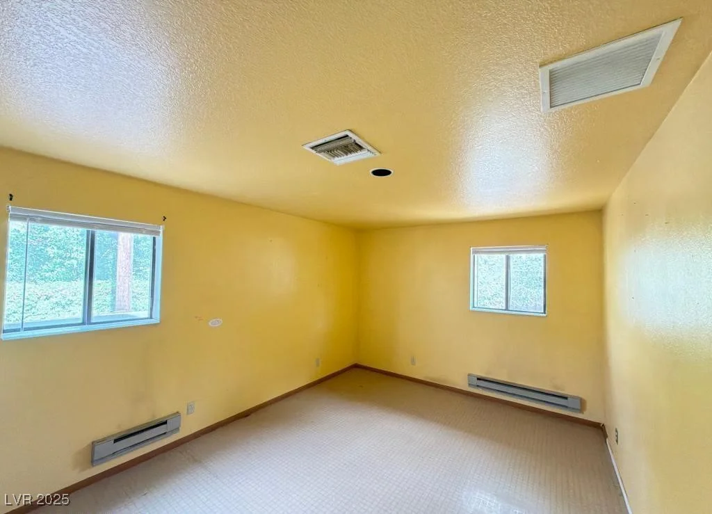 70 Tennille, Caliente, NV 89008