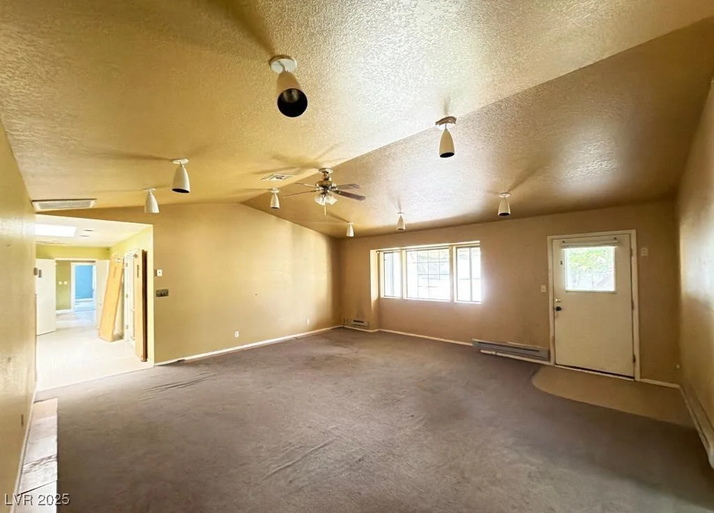 70 Tennille, Caliente, NV 89008