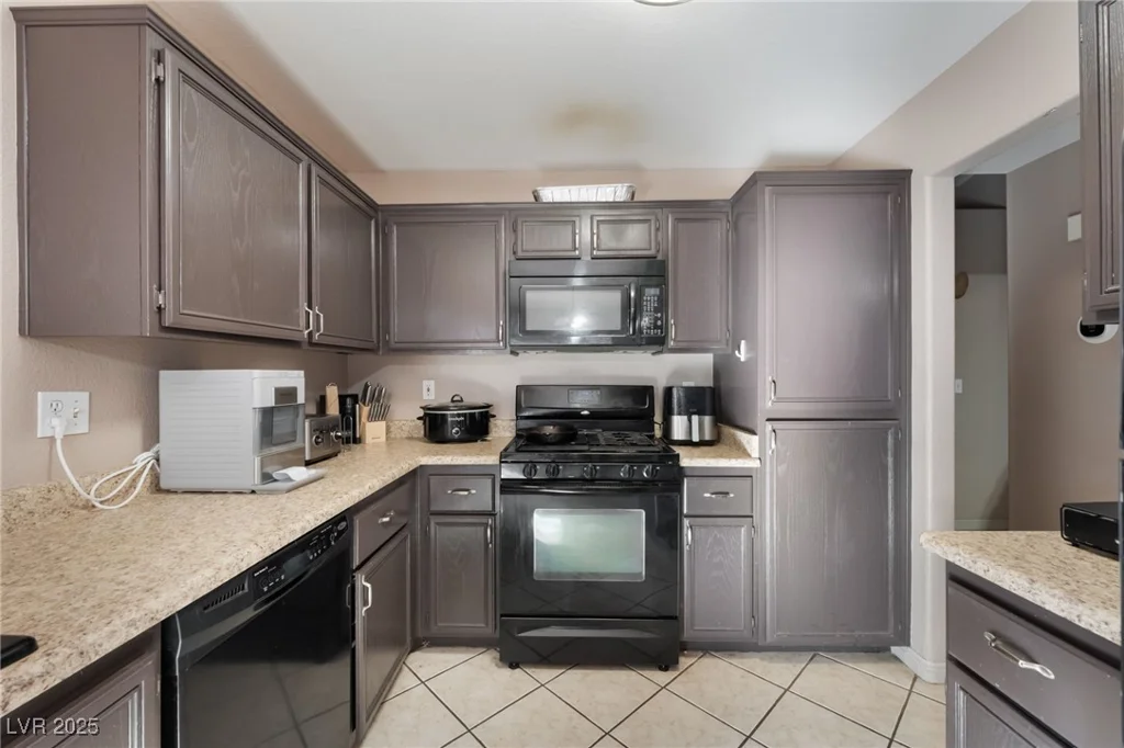 31 Winley Chase, North Las Vegas, NV 89032