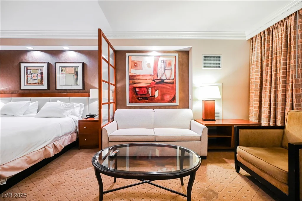 125 HARMON, Las Vegas, NV 89109