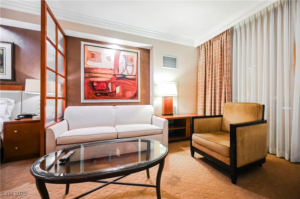 125 HARMON, Las Vegas, NV 89109