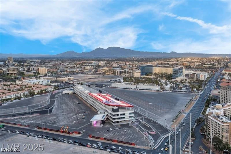 125 HARMON, Las Vegas, NV 89109