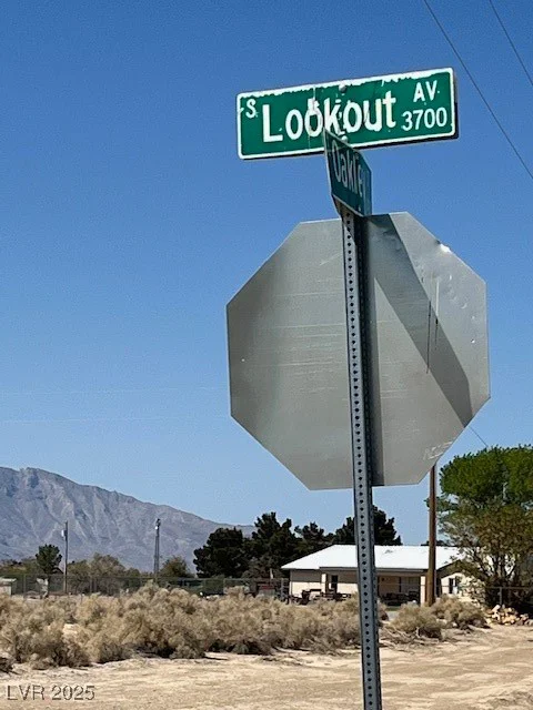 3831 Lookout, Pahrump, NV 89048