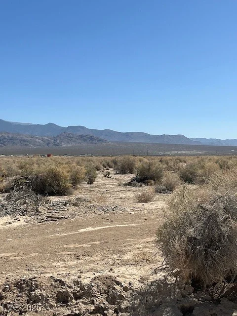3831 Lookout, Pahrump, NV 89048