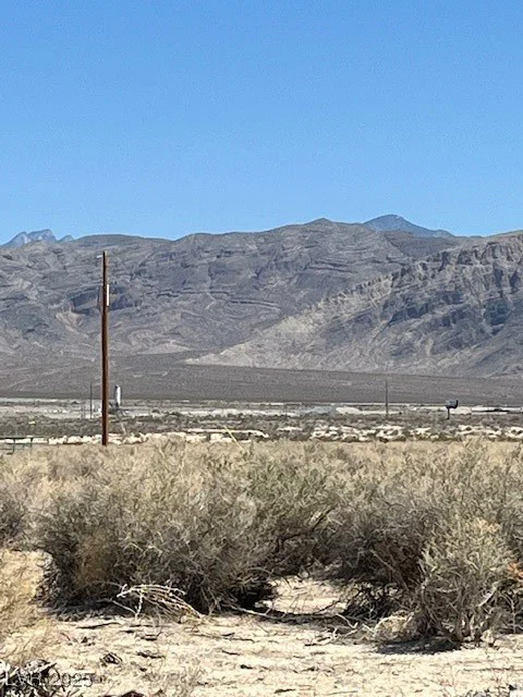 3831 Lookout, Pahrump, NV 89048