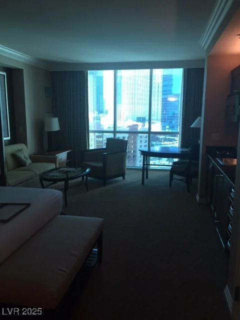135 Harmon, Las Vegas, NV 89109