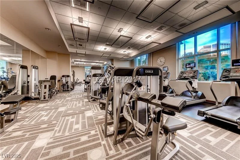 135 Harmon, Las Vegas, NV 89109