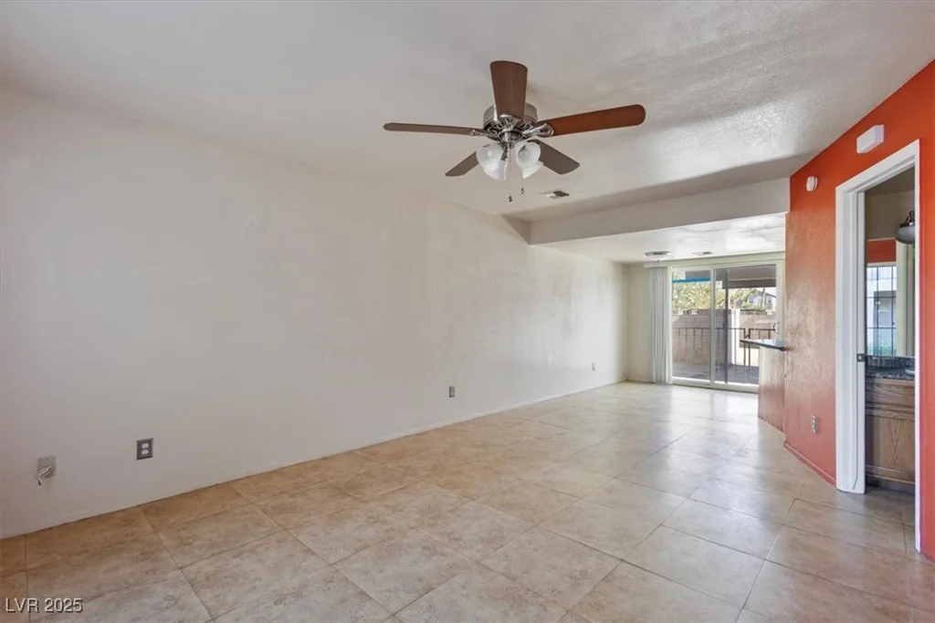 569 Sellers, Henderson, NV 89011