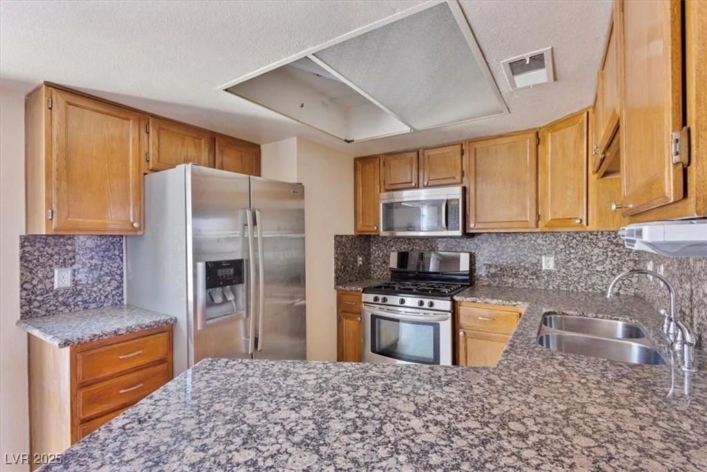 569 Sellers, Henderson, NV 89011