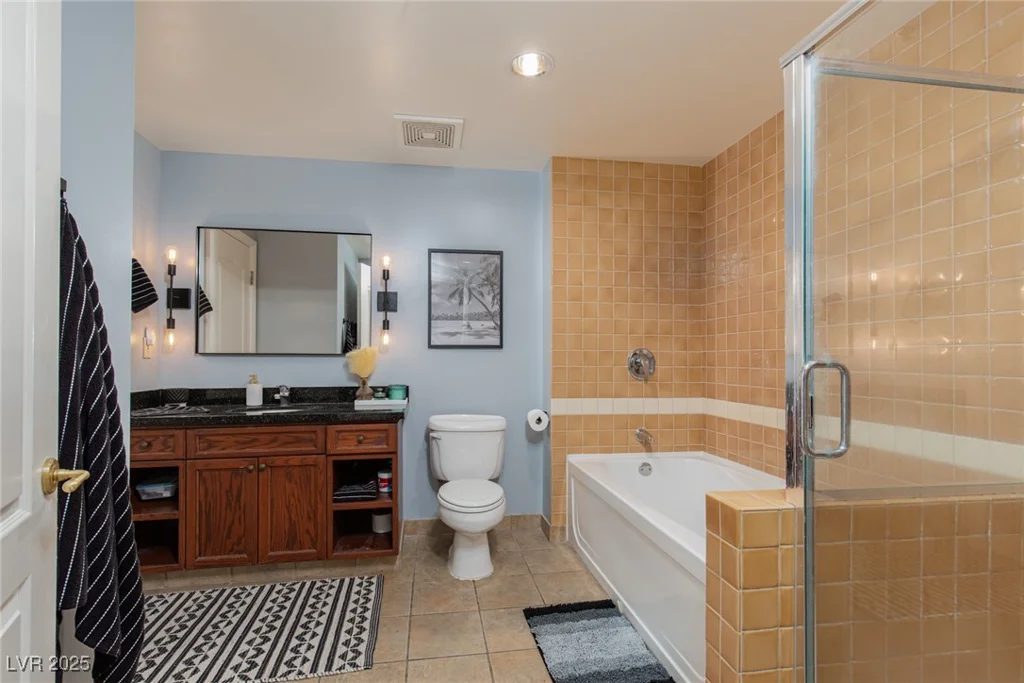 30 Strada Di Villaggio, Henderson, NV 89011