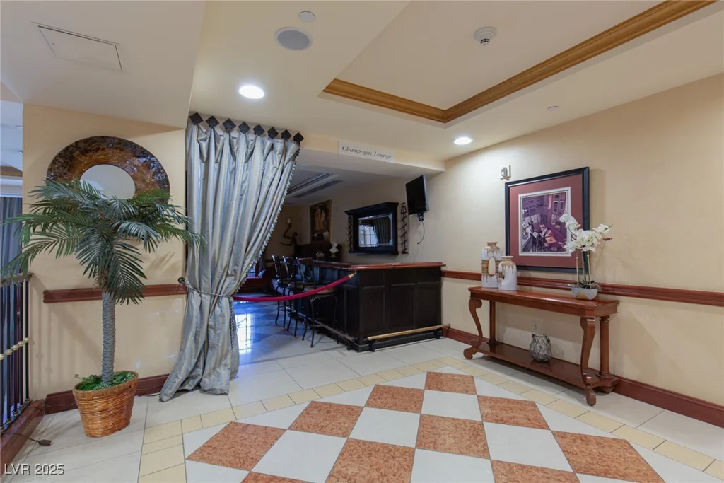 30 Strada Di Villaggio, Henderson, NV 89011