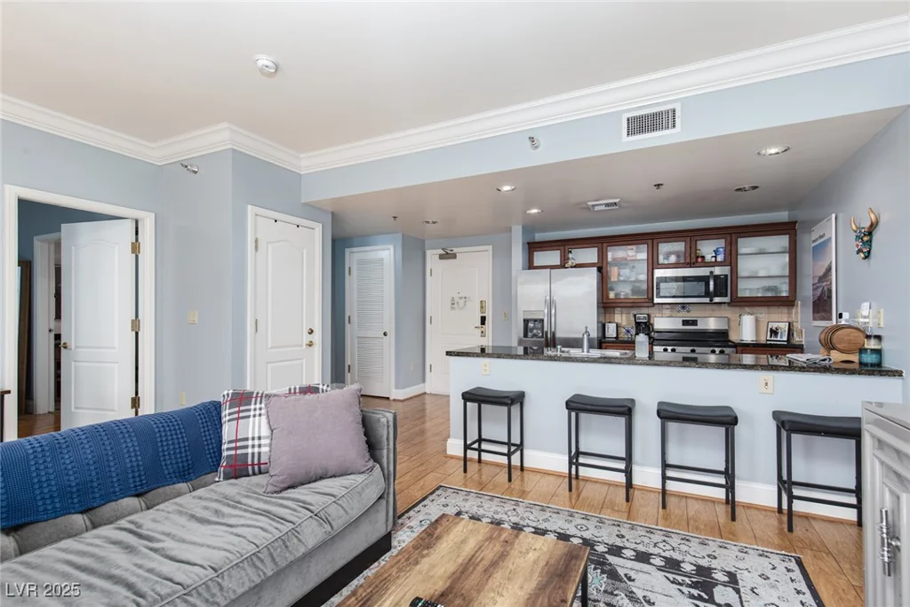 30 Strada Di Villaggio, Henderson, NV 89011
