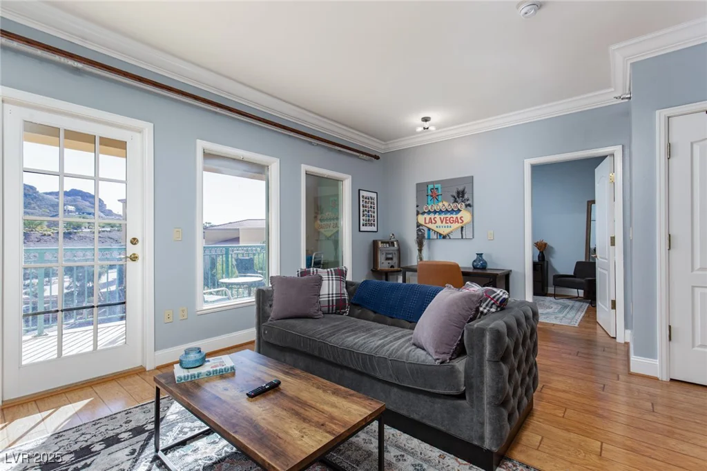 30 Strada Di Villaggio, Henderson, NV 89011