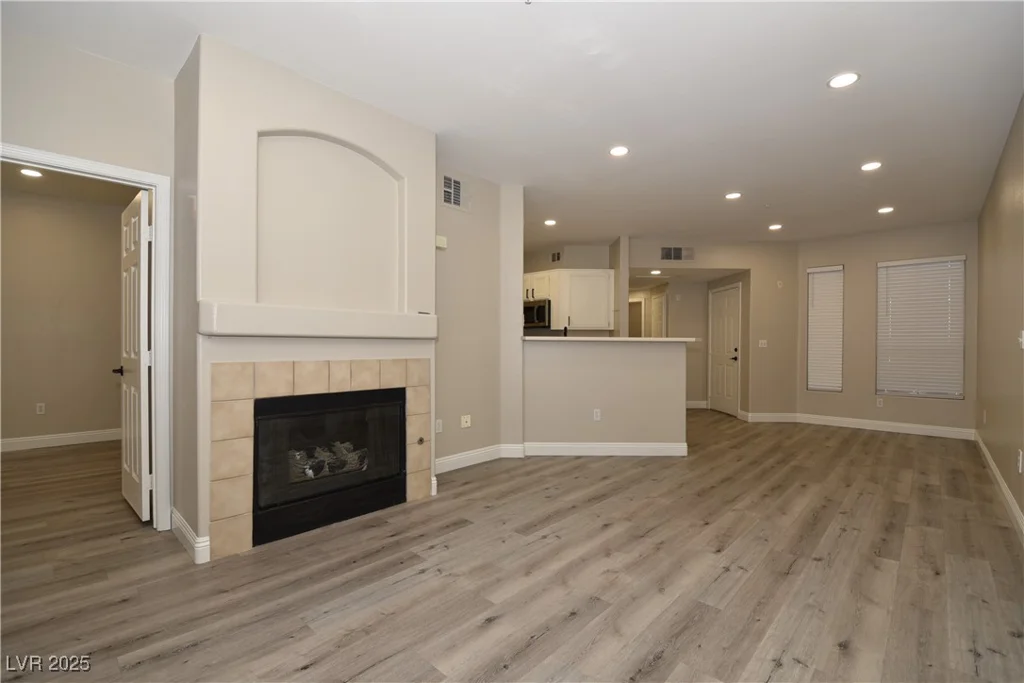 7155 Durango, Las Vegas, NV 89113