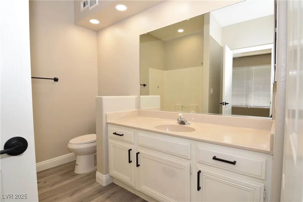 7155 Durango, Las Vegas, NV 89113