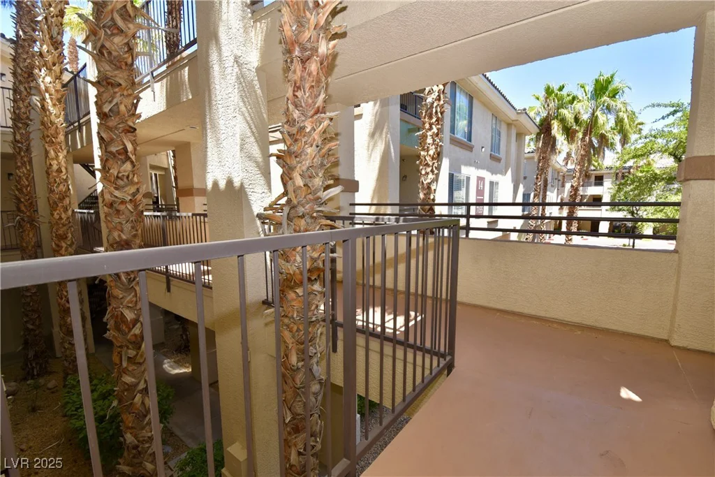 7155 Durango, Las Vegas, NV 89113