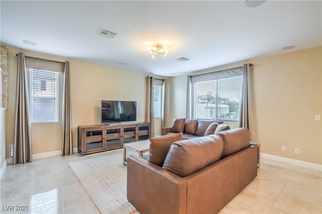 12308 Kings Eagle, Las Vegas, NV 89141