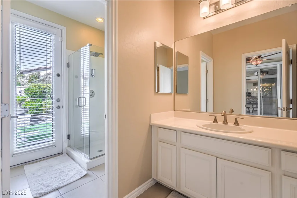 12308 Kings Eagle, Las Vegas, NV 89141