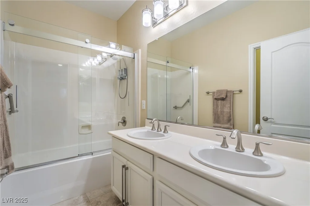 12308 Kings Eagle, Las Vegas, NV 89141