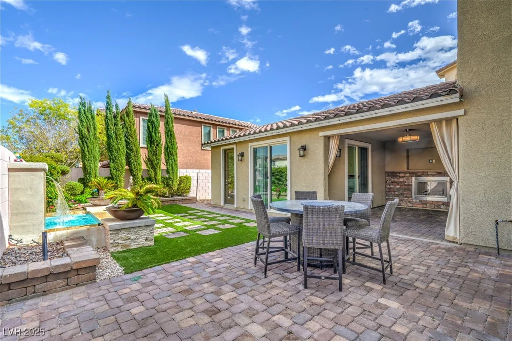 12308 Kings Eagle, Las Vegas, NV 89141