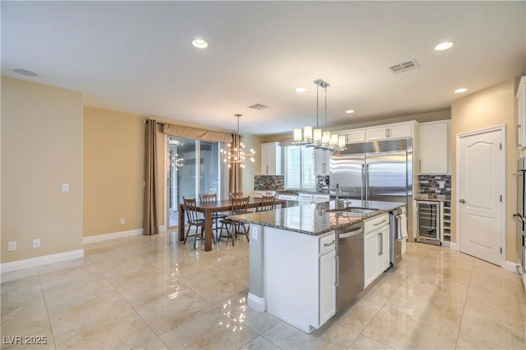 12308 Kings Eagle, Las Vegas, NV 89141