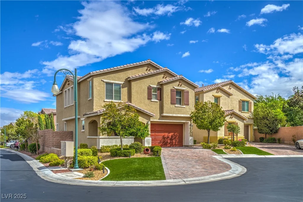 12308 Kings Eagle, Las Vegas, NV 89141
