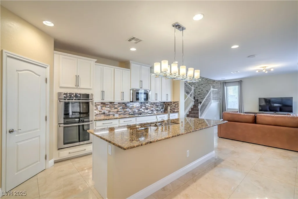 12308 Kings Eagle, Las Vegas, NV 89141